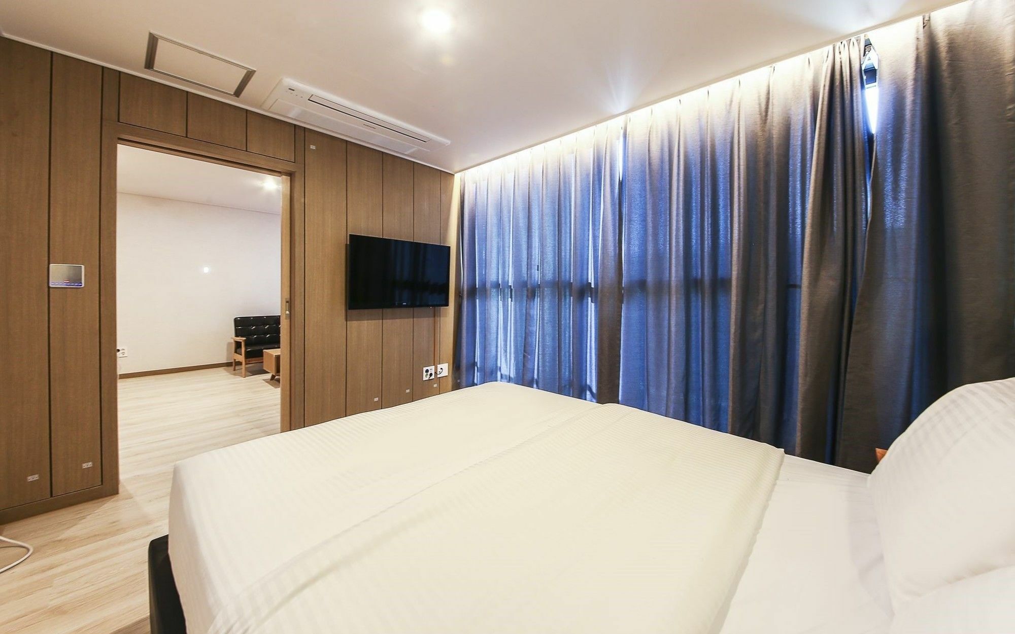 Sunrise Hotel Supjikoji Сеогвипо Екстериор снимка