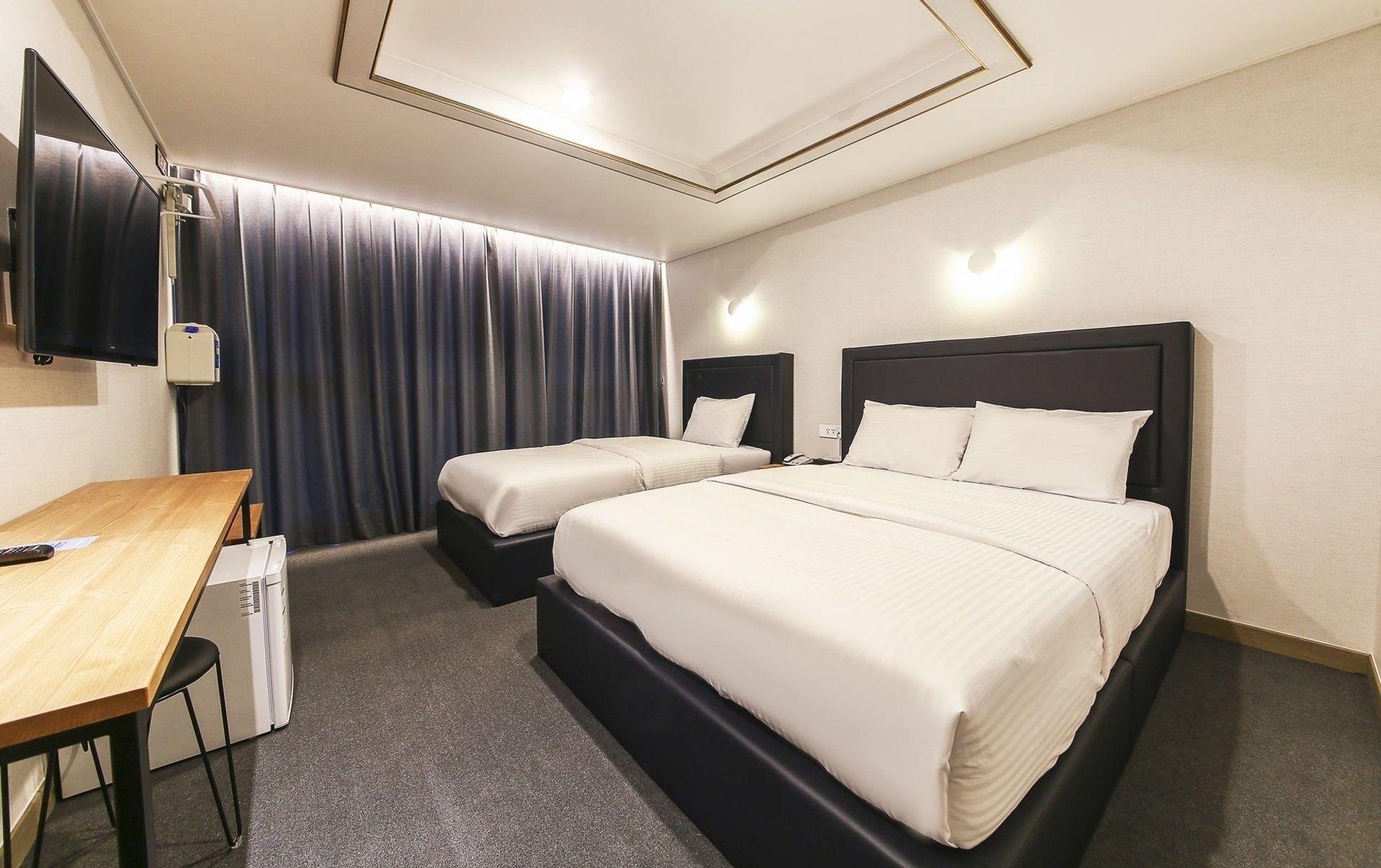 Sunrise Hotel Supjikoji Сеогвипо Екстериор снимка