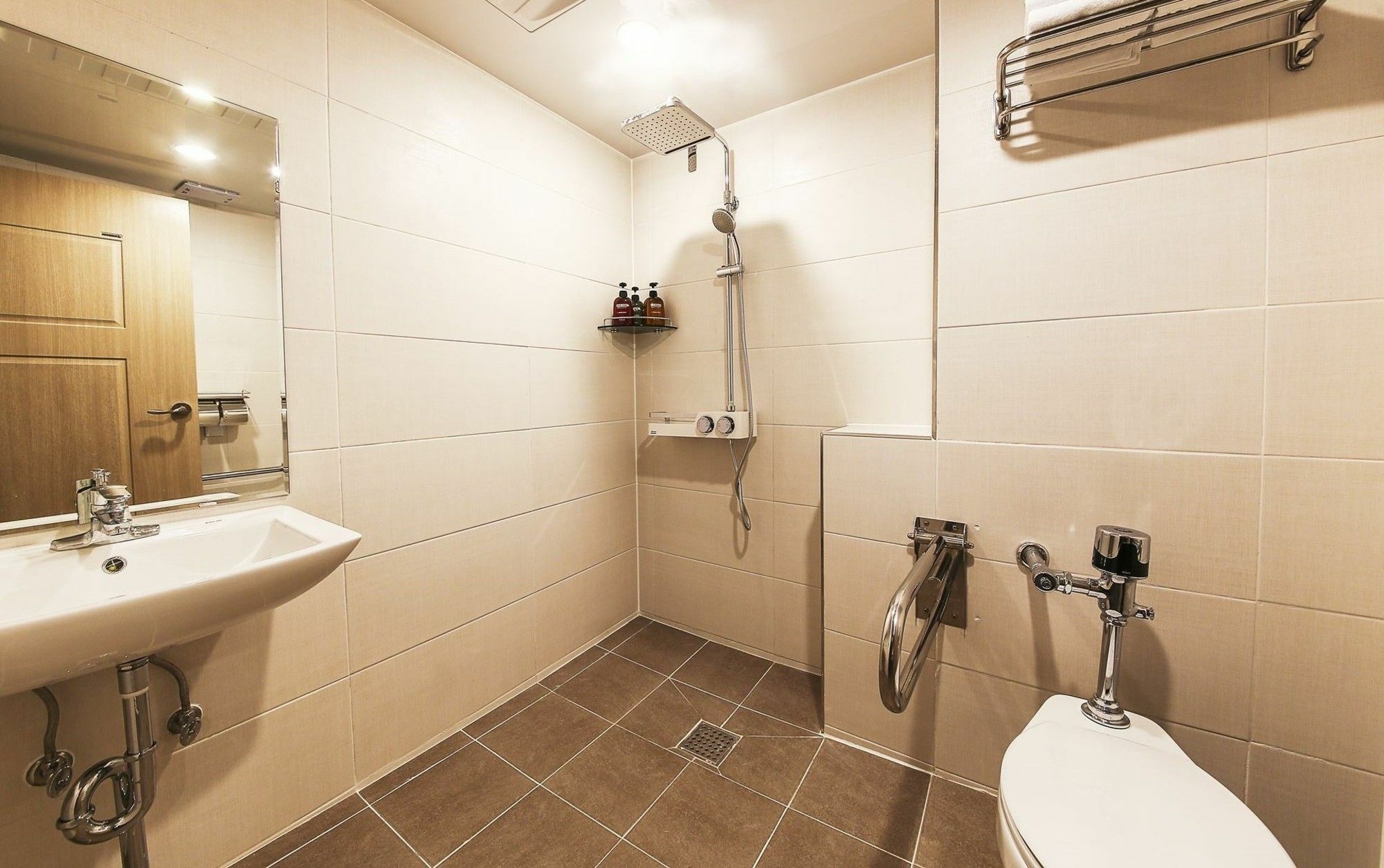 Sunrise Hotel Supjikoji Сеогвипо Екстериор снимка
