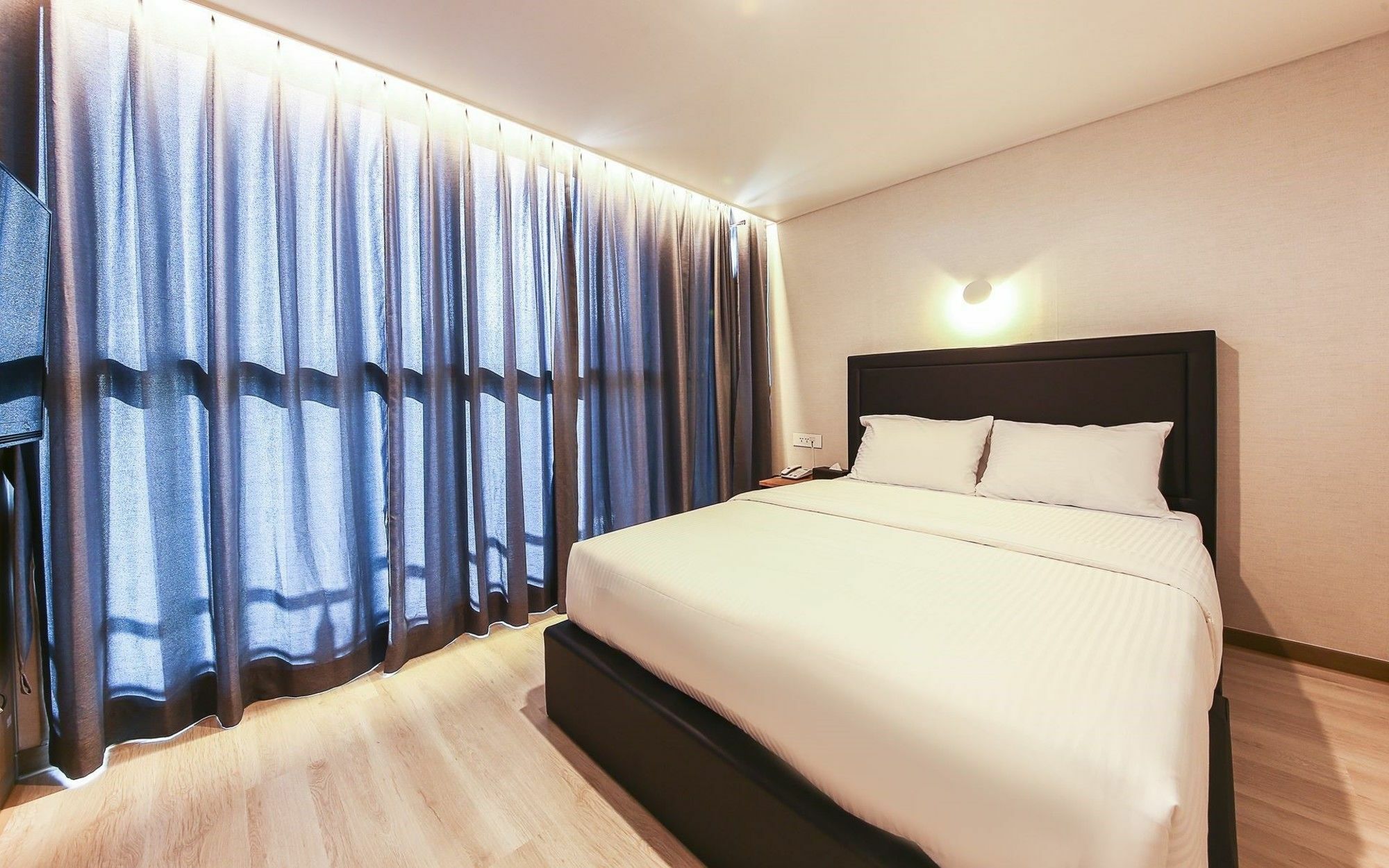 Sunrise Hotel Supjikoji Сеогвипо Екстериор снимка