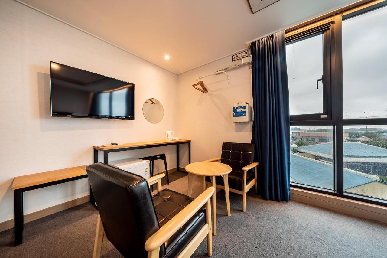 Sunrise Hotel Supjikoji Сеогвипо Екстериор снимка