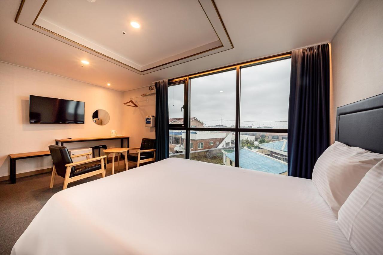 Sunrise Hotel Supjikoji Сеогвипо Екстериор снимка