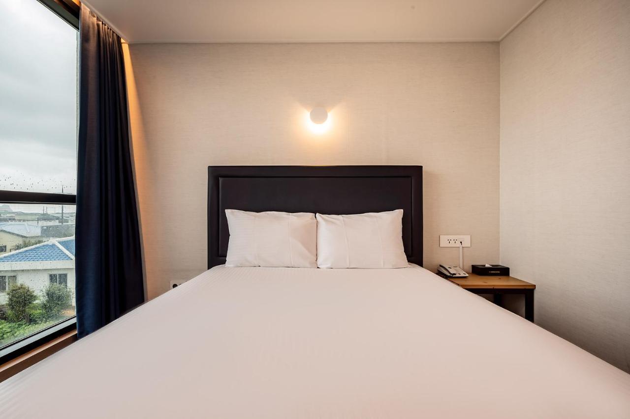 Sunrise Hotel Supjikoji Сеогвипо Екстериор снимка